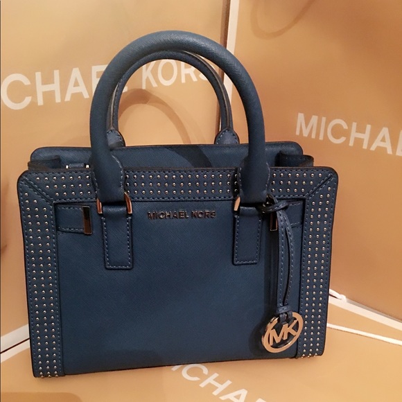 Michael Kors Handbags - NWT MK SM SATCHEL